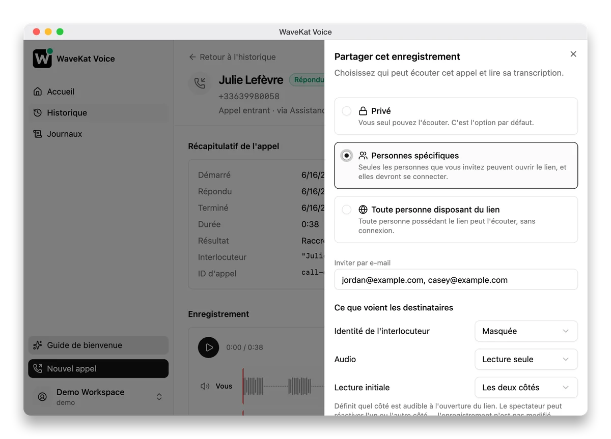 WaveKat Voice sur Mac — le panneau de partage sur un appel enregistré : les trois niveaux d'accès, un champ d'invitation et les contrôles de ce que les destinataires peuvent voir.